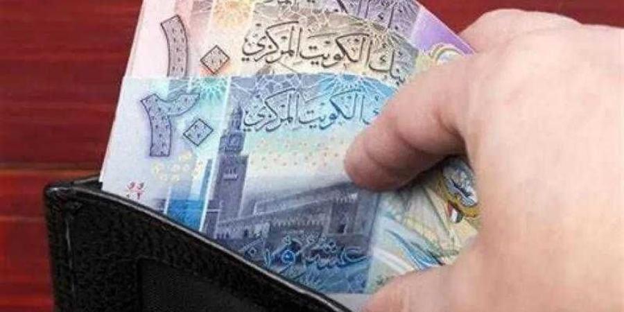 أسعار الدينار الكويتي اليوم الإثنين