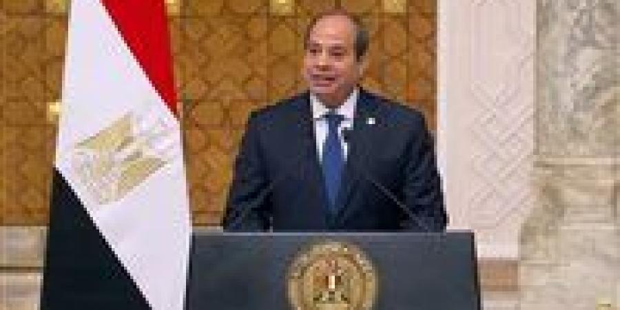 الرئيس السيسي: "مهما عملنا مش هنقدر نعوض أى شهيد أو مصاب"