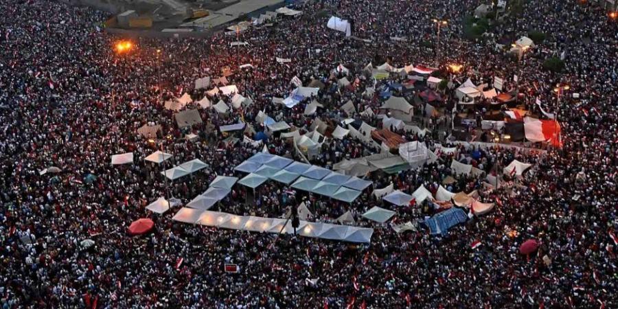 وزارة العمل: غدا اجازة للعاملين بالقطاع الخاص بمناسبة ذكرى ثورة 25 يناير وعيد الشرطة